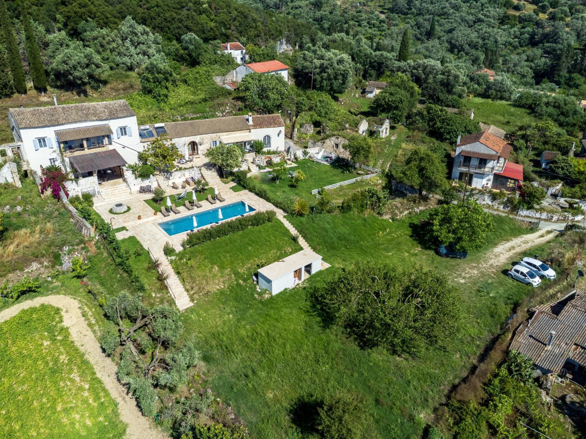 Marcora's Historical Estate Strongylí Exterior foto